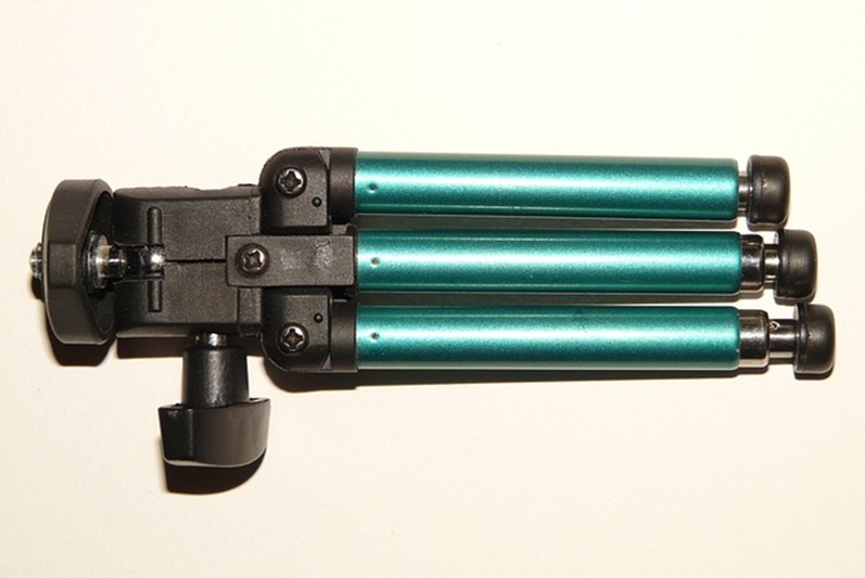 tripod-5870_640